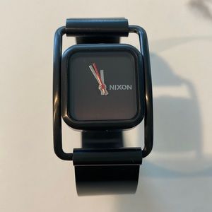 💎 Nixon “The Dynasty” Watch